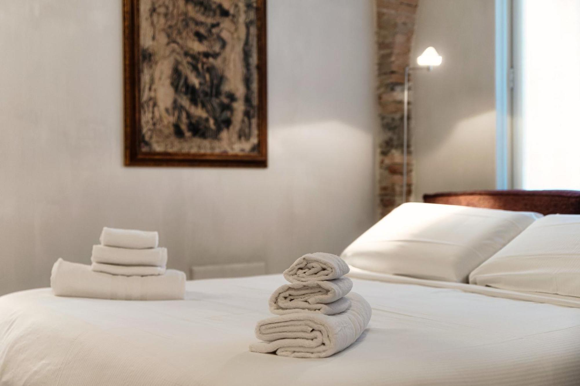 Suites Lorodellago Como - The House Of Travelers Екстер'єр фото
